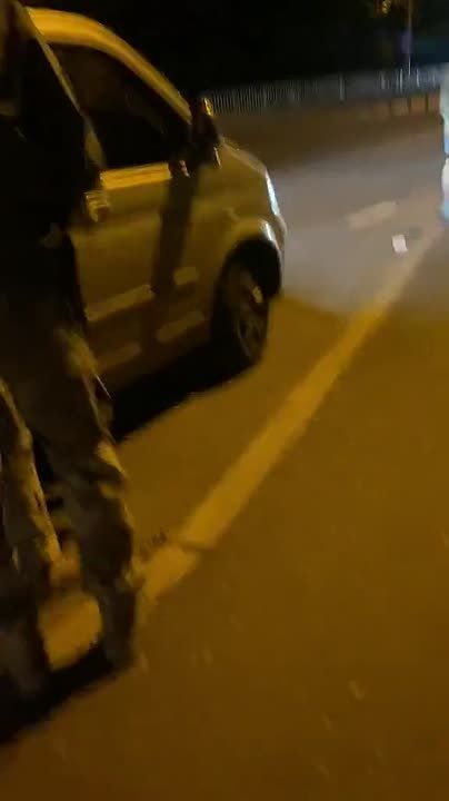 Очередной парниша не успел скрыться от могилизаторов ТЦК в Днепропетровске