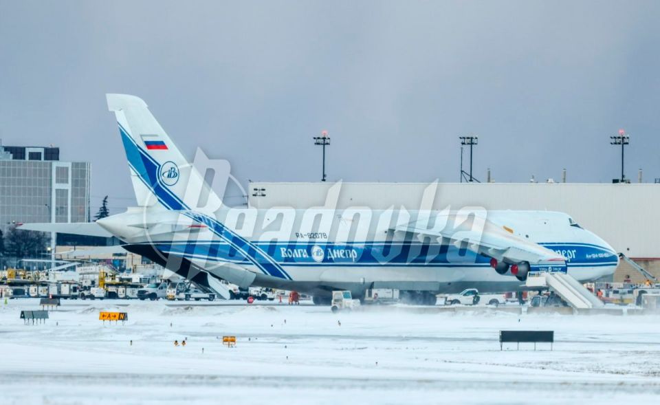 Тот самый Ан-124, который пролетел над Киевом, на земле, может быть нашим — захватили его канадцы еще в начале СВО