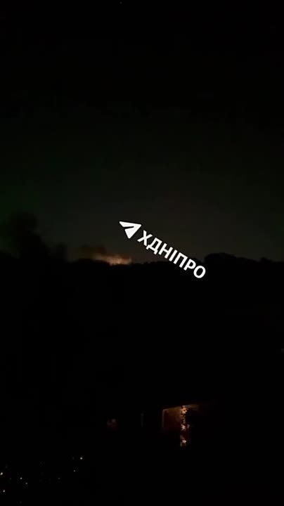 Удар по целям в Днепропетровской области: в одном из районов ночью начался сильный пожар