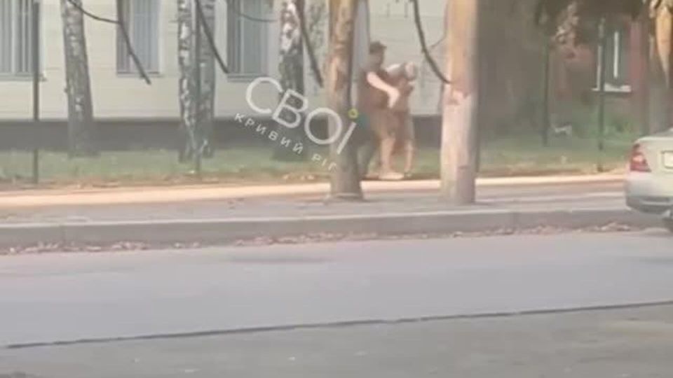 В Кривом Роге сотрудник ТЦК жестоко избил отца мобилизованного