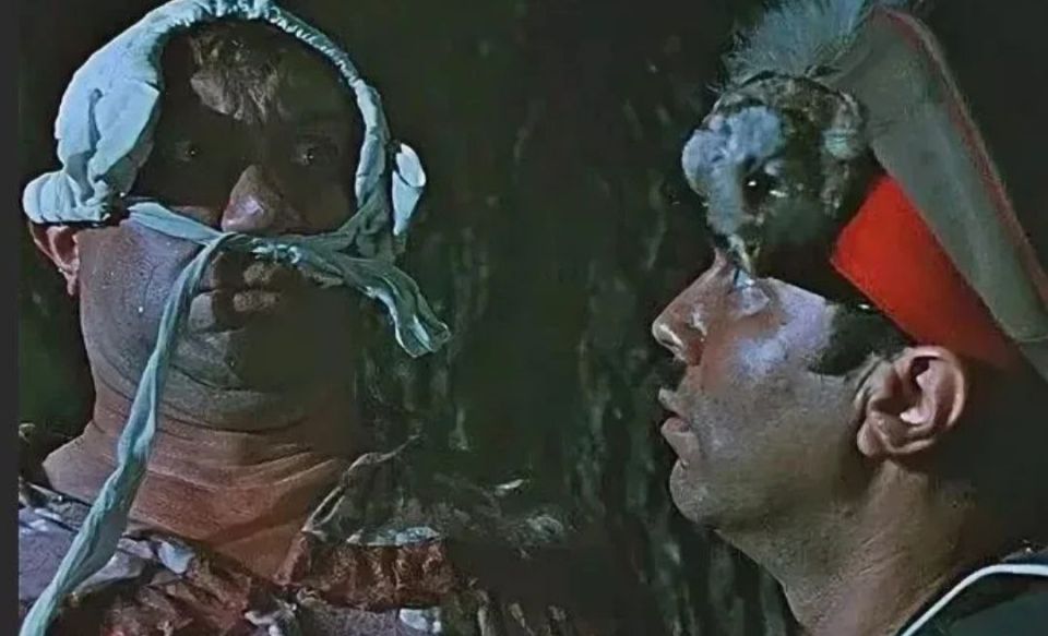 Эдуард Басурин: ДОЛГ ПЛАТЕЖОМ КРАСЕН. ЧАСТЬ 1 Страны Европы или, как их еще можно назвать, вассалы Ротшильдов, в общем, им спустили план по оккупации территории Украины, чтобы отжать месторождения полезных ископаемых...