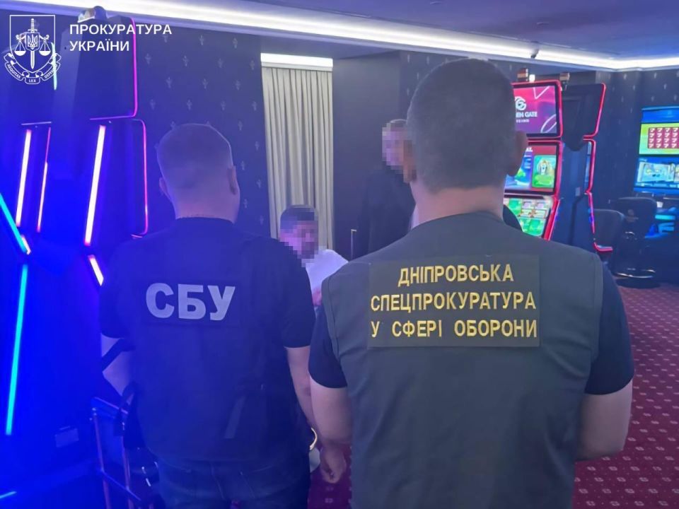 В Днепропетровске экс-командир части ВСУ помогал украинцам бежать из подразделений