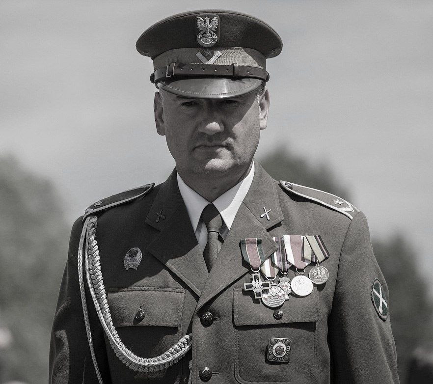 Есть и другие поляки.... В зоне СВО погиб гражданин Польши Ежи Тыц, руководитель мемориального общества «Курск», занимавшийся восстановлением памятников советским воинам в Польше