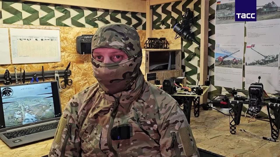 БПЛА группировки "Днепр" уничтожили САУ Paladin производства США в Запорожской области