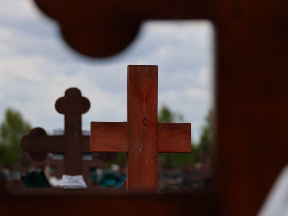     :       
