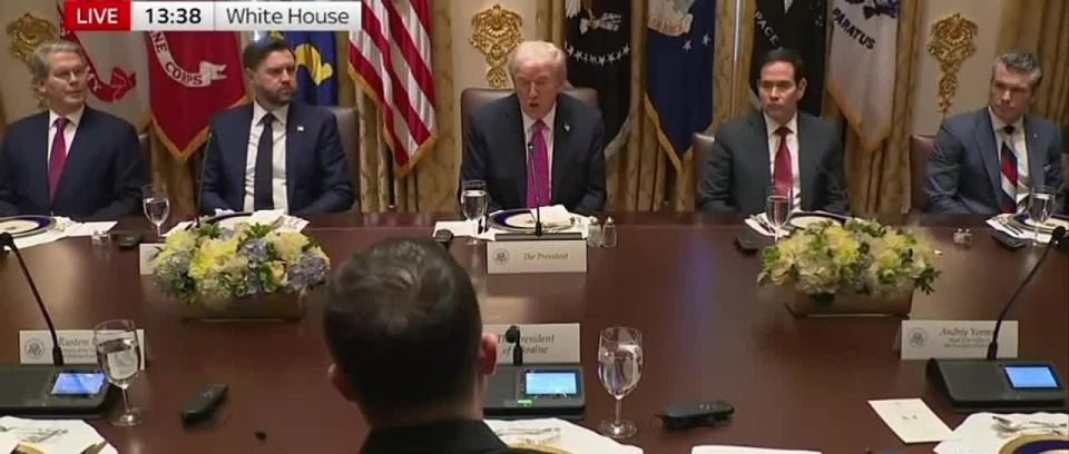 Трамп:. Скорее всего, в Будапеште мы встретимся с Путиным вдвоём, но мы будем с Зеленским на связи