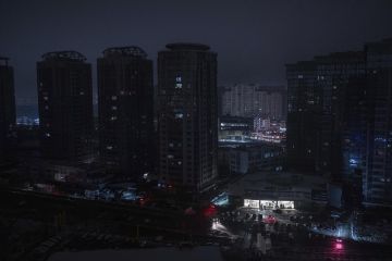 В Киеве и двух областях Украины ввели экстренные отключения света