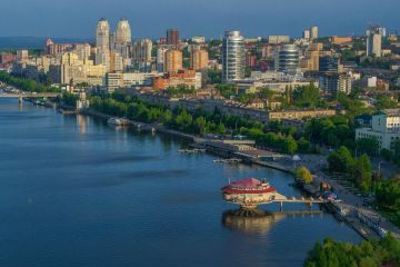 Экстренные отключения света в Киеве, а также в Киевской, Днепропетровской, Житомирской и Черкасской областях Украины, сообщили местные власти