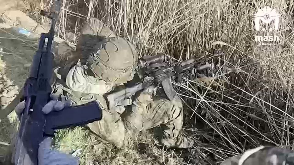 Российские военные взяли плацдарм на острове Карантинный