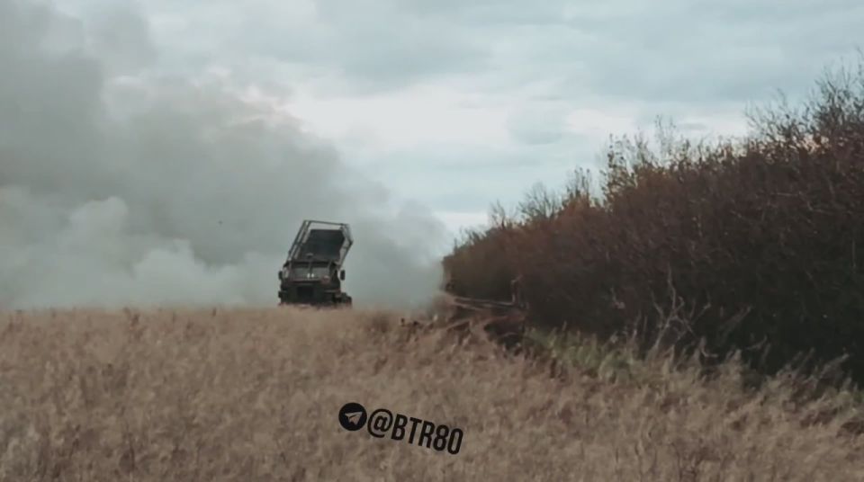 Расчет Бишкека своим ГРАДом хладнокровно перемалывает позиции ВСУ на Днепропетровском направлении