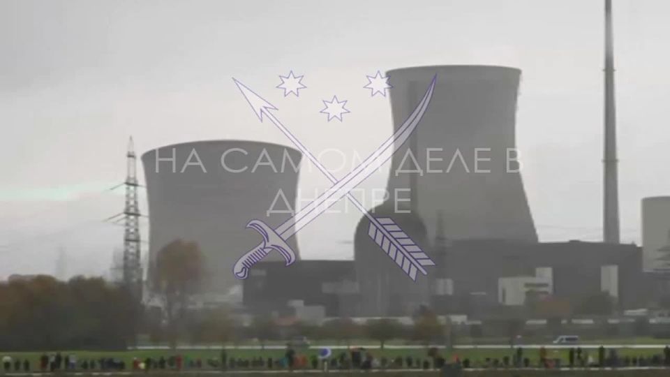 В Германии произошел подрыв двух охладительных башен на территории бывшей атомной электростанции «Гундремминген», которая была самой крупной в стране