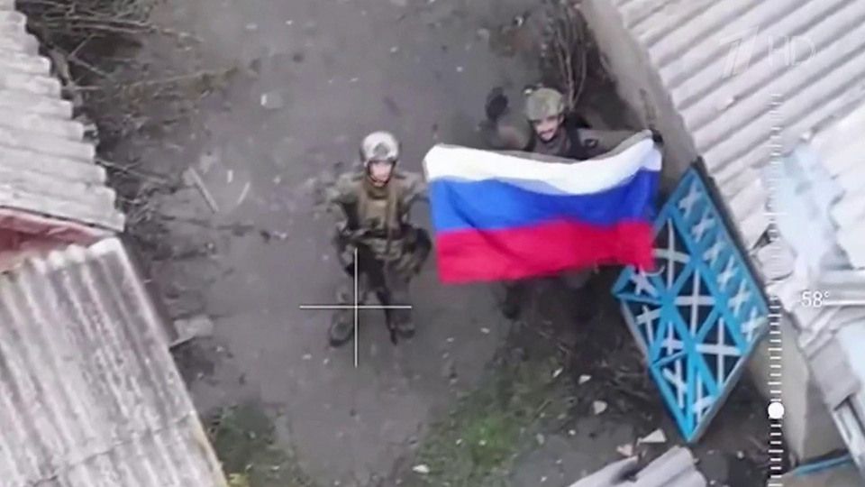 Российские бойцы взяли под контроль сразу три населенных пункта