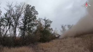 Минобороны России: 00:00 Расчеты РСЗО «Град» Южного военного округа уничтожили укрепления и пункты управления БПЛА противника