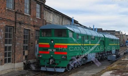 Сегодня ночью Днепропетровский тепловозоремонтный завод подвергся серии из четырех ракетных ударов, предположительно ракетами "Искандер-М"