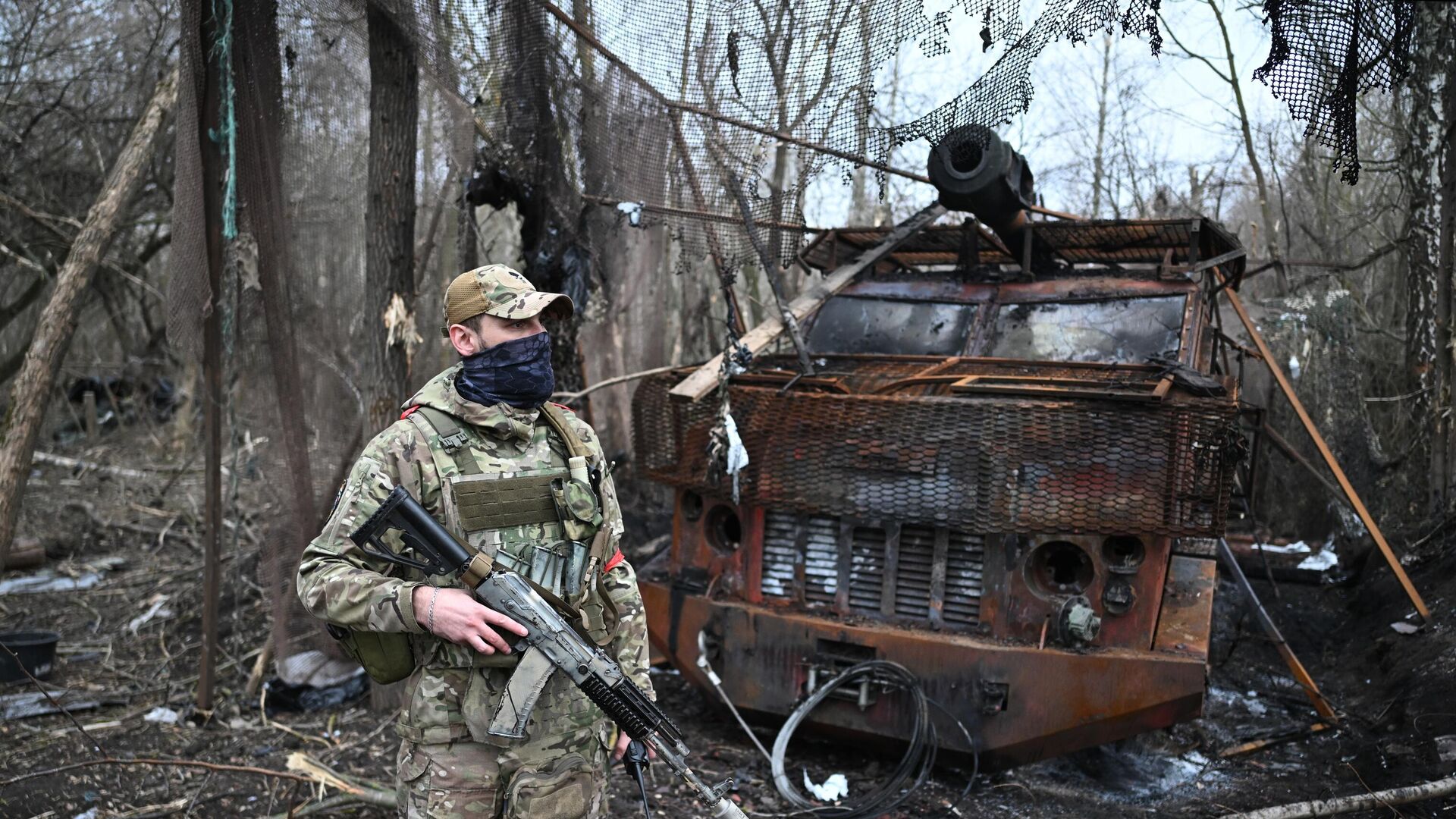 Горловина сжалась между двумя клешнями: эксперт сравнил положение ВСУ в Купянске и Красноармейске