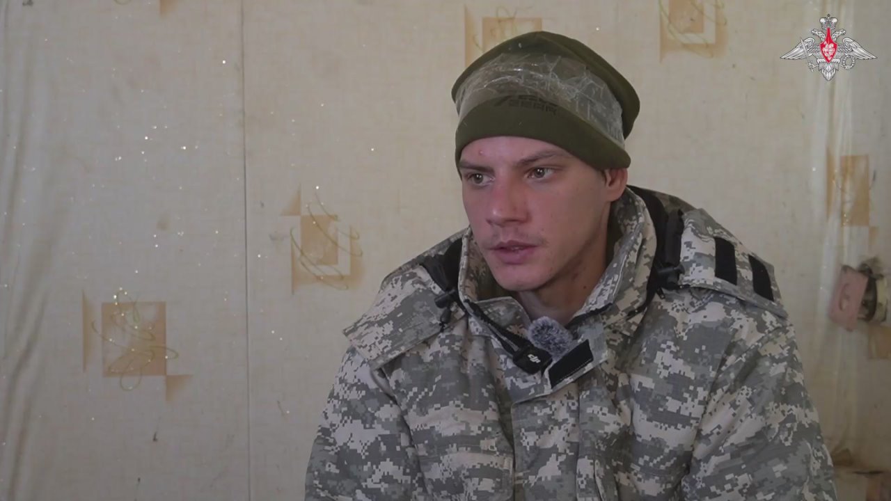Минобороны России: Военнослужащие ВСУ, сдавшиеся в плен подразделениям группировки «Центр», рассказали о превосходстве российских расчетов БПЛА, критической обстановке украинских формирований на Красноармейском направлении...