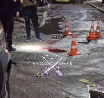 Ночью на Левобережном-3 ТЦКшные мрази хотели упаковать парня, но что-то пошло не так и он их подстрелил