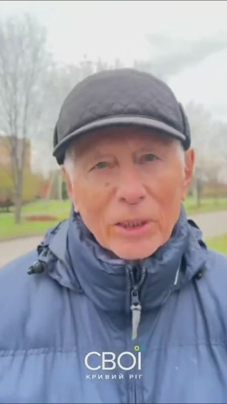 Жители Кривого Рога в отчаянии перекрыли дорогу возле райадминистрации: в их домах нет воды уже более недели