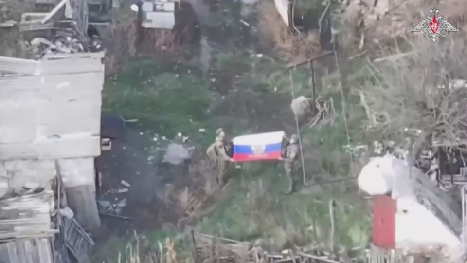 Штурмовые подразделения 36-й гвардейской мотострелковой бригады 29-й гвардейской общевойсковой армии группировки войск «Восток» вклинились в оборону противника более чем на четыре километра и полностью освободили населённый...