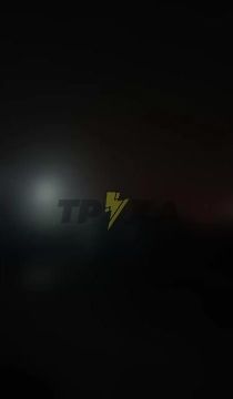 В Кривом Роге прилет Искандера по административному зданию НЕТ интернета на ПАРКОВКЕ — ПОДПИШИСЬ на MAX