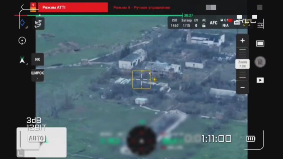 Херсонское направление.. н.п. Инженерное. Разведка выявила РСЗО "HIMARS" в непосредственной близости к берегу. Возможно перед нами хорошо подготовленный макет, то есть приманка. Задача такой приманки в гарантированной...