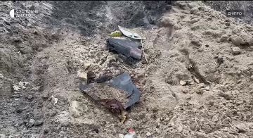    9727 (  "-"),   "-"  /  