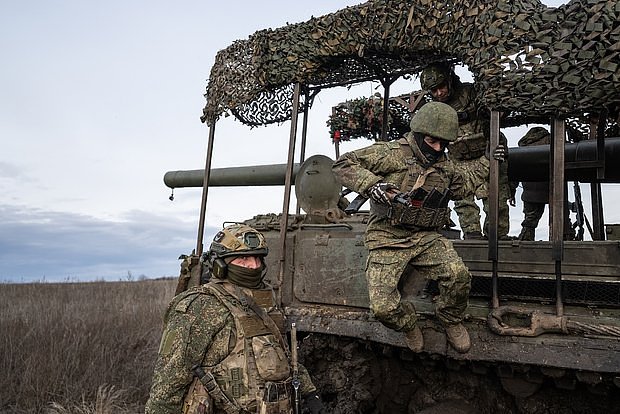 Подоляка: ВС России завершили зачистку днепропетровского села Остаповское