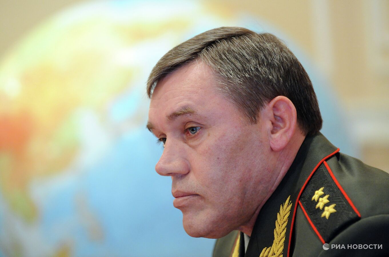 Герасимов проверил работу группировки войск "Центр"