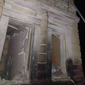 Кадры последствий ударов БПЛА по вокзалу в Пятихатках в Днепропетровской области публикует канал «Хроники Гераней»