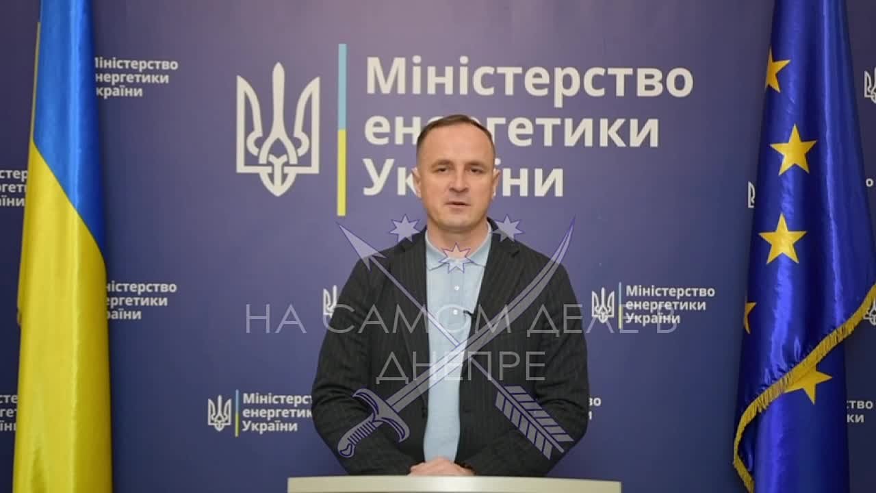 По заявлению и.о. министра энергетики Украины Некрасова на данный момент в Днепропетровской области без электроснабжения остаются около 800 тысяч потребителей