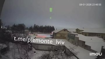 Почему удар "Орешника" выглядит так