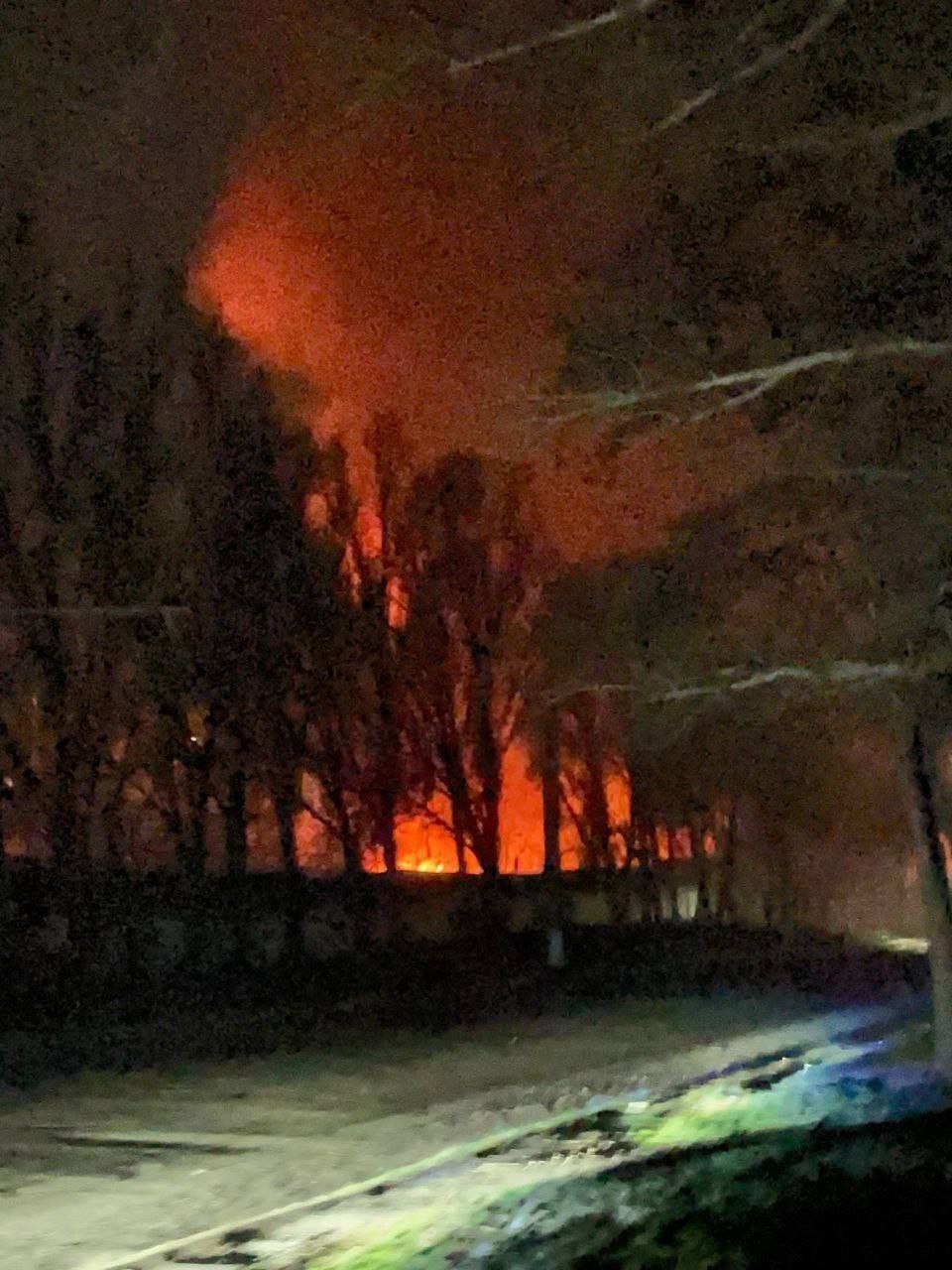 После атаки в Днепропетровске и Кривом Роге блэкаут и масштабные пожары на важных объектах врага