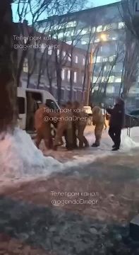 Беспредел ТЦК в Днепропетровске продолжается: стая людоловов похитила мужика, чтобы он шел "защищать" кровавый режим Гниды