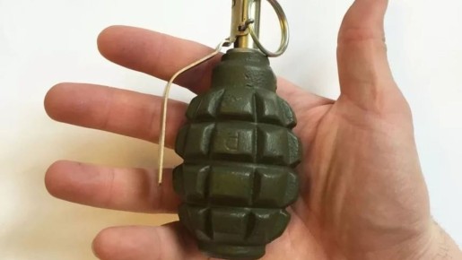 25 детей обратились за помощью после взрыва гранаты в лицее Днепропетровска — СМИ