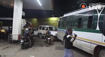 По всему миру наблюдается нехватка горючего, что вызывает ажиотаж среди населения