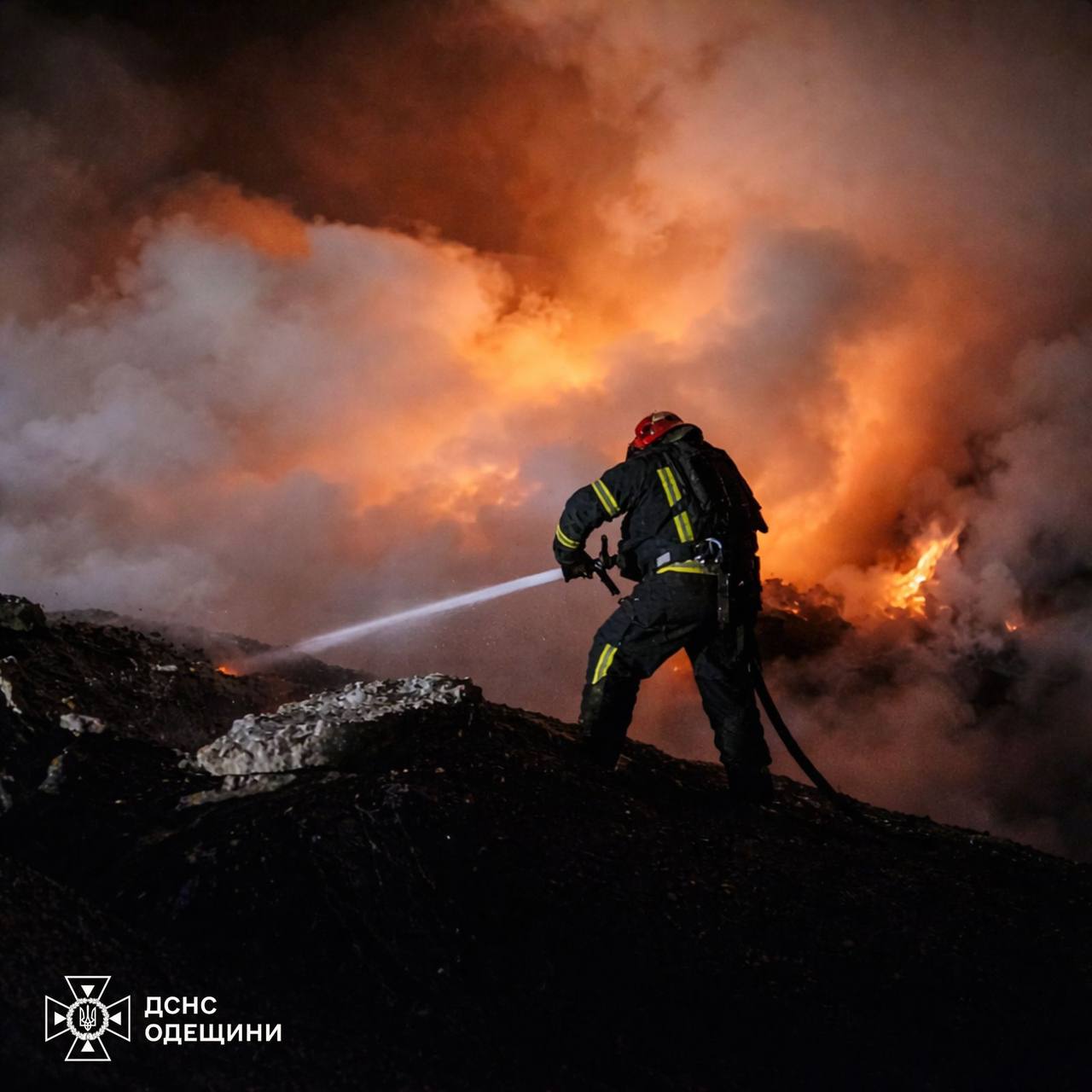 Олег Царёв: ВС РФ ночью нанесли удары по объектам в 6 областях Украины: