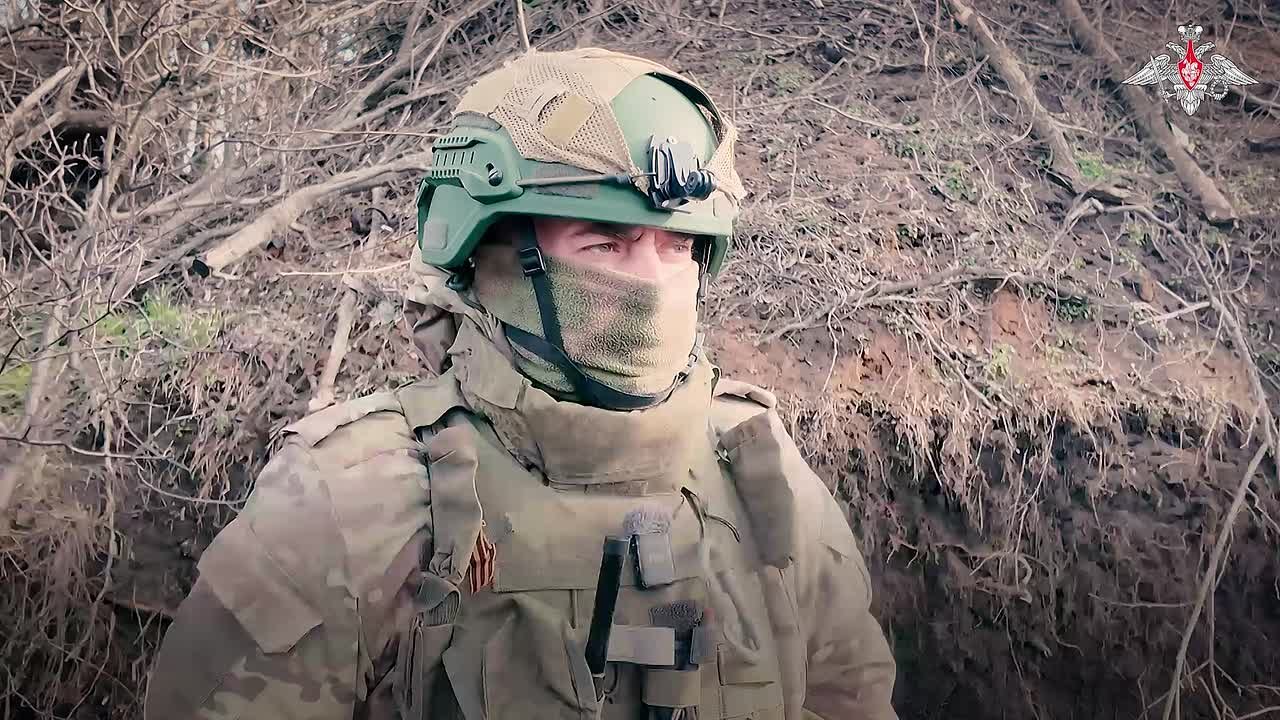 Минобороны России: Никаких помех: десантники применяют отечественные средства связи для управления подразделениями