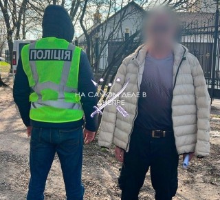 Подробности резни в Харькове: полицаи задержали смельчака, который ранил ТЦКшника ножом