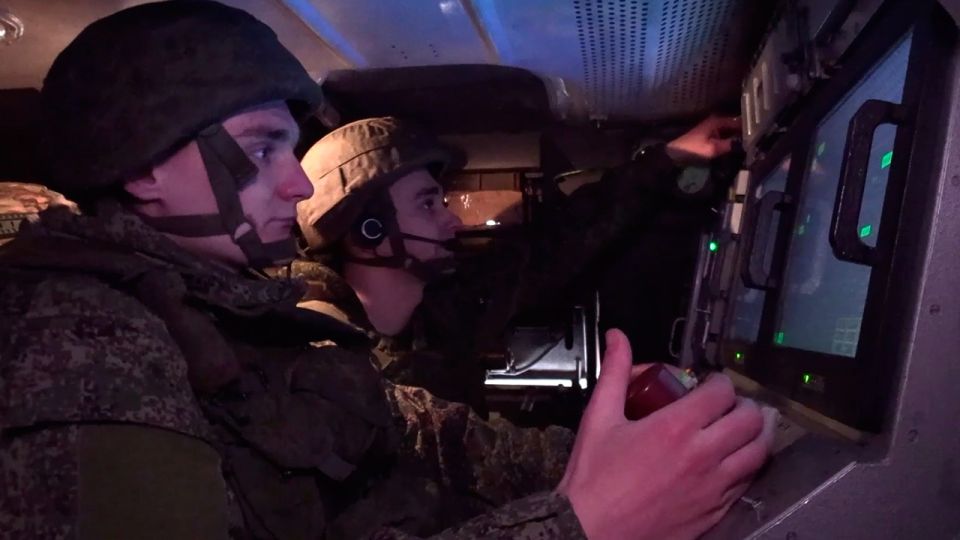«У них тоже есть душа»: мехвод «Бук-М2» рассказал о своей машине