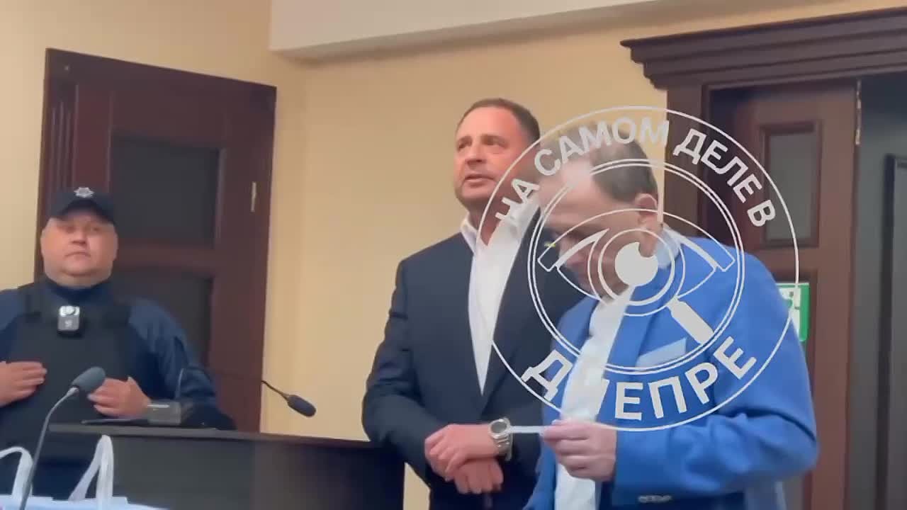 Специализированная антикоррупционная прокуратура (САП) добивается для Ермака меры пресечения в виде содержания под стражей с возможностью внесения залога в размере 180 миллионов гривен