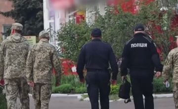 Оборотни в погонах. Полиция, из которой с 2015 года строили витрину новой, постмайданной власти, «не шмогла»