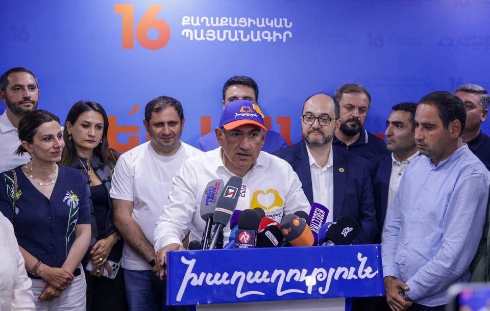 Пашинян предложил лишить граждан Армении права голоса, если они долго живут за границей