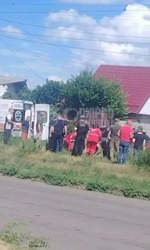 В Днепре "сотрудник" ТЦК побежал через дорогу за мужчиной, которого собирался задержать для мобилизации, и попал под автомобиль