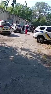 Житель Днепропетровска при попытке его мобилизовать подорвался себя гранатой вместе с ТЦКашником и полицейским