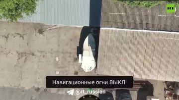 Российские операторы БПЛА уничтожили четыре катера ВСУ на правом берегу Днепра в Херсонской области