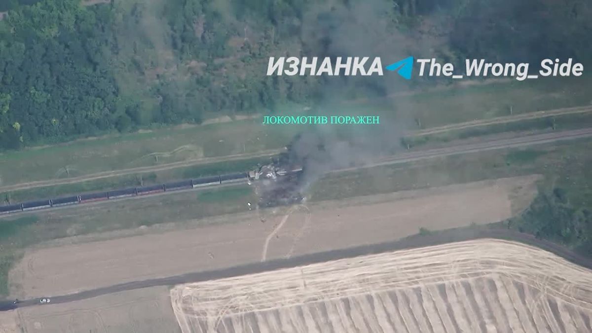 Удары при помощи БпЛА «Герань-4 Сикер» по локомотивам врага в районе н.п. Божедаровка Днепропетровской области