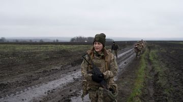 Командир Волков: одной из штурмовых рот ВСУ командует женщина