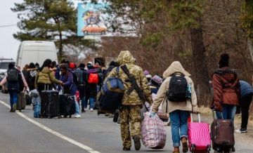 «Мышеловка захлопнулась». В 2022 году европейцы соревновались в показном гуманизме, обещая украинцам защиту, блага и европейские ценности