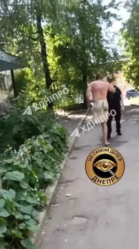 В Днепропетровске полицаи подрались с ВСУшником