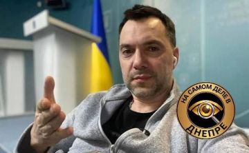 Московский военный суд вынес заочный приговор бывшему внештатному советнику ОП Алексею Арестовичу, назначив наказание в виде 11 лет колонии